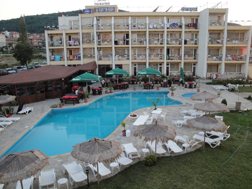 Park Hotel Argo Обзор Екстер'єр фото