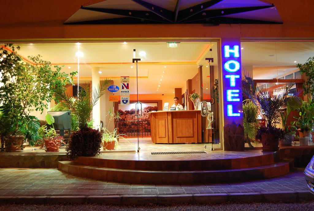 Park Hotel Argo Обзор Екстер'єр фото